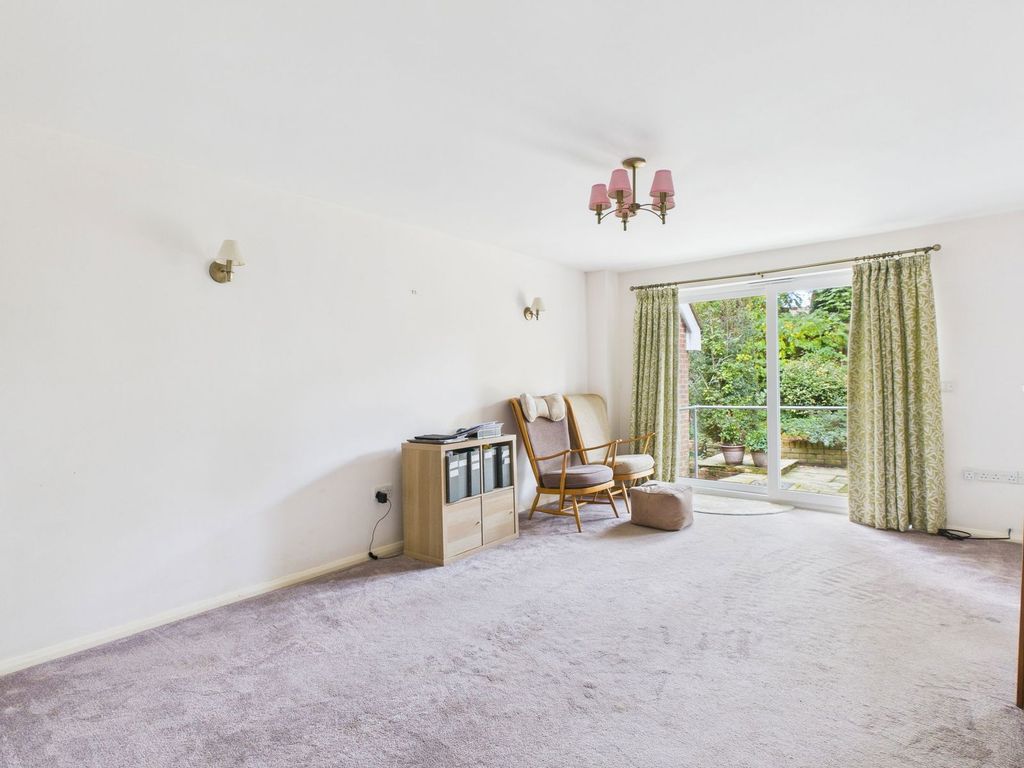 Property photo 3 of 13