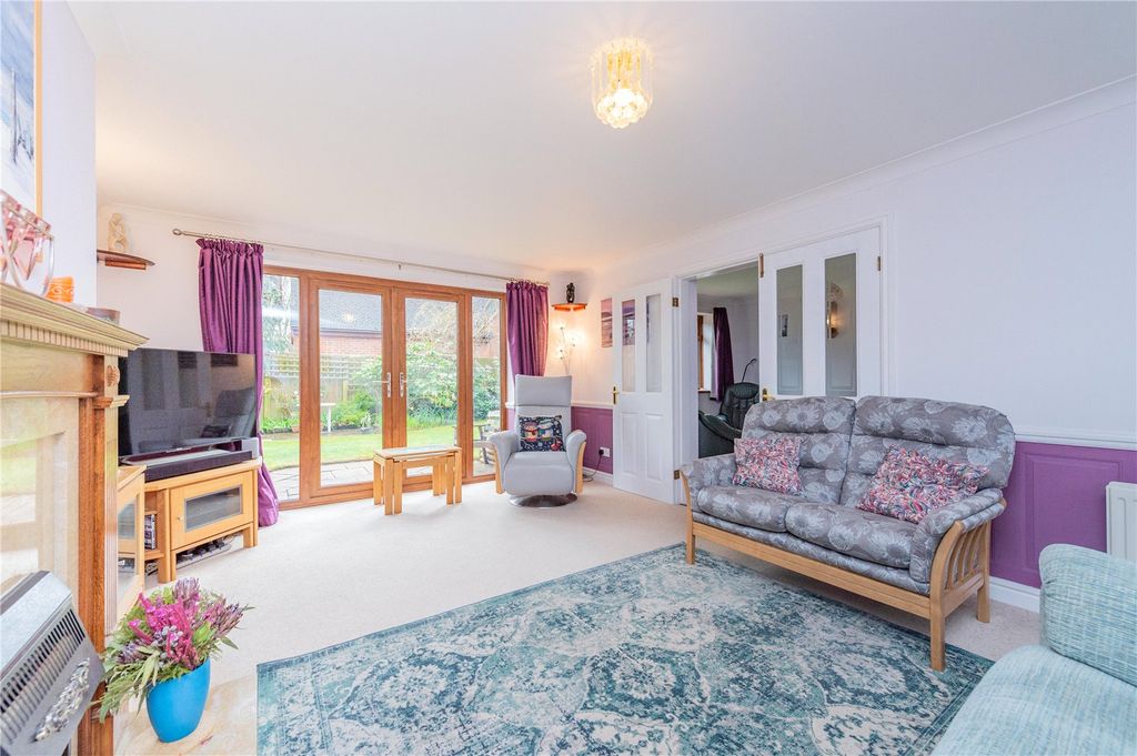 Property photo 3 of 54 Picture No. 39