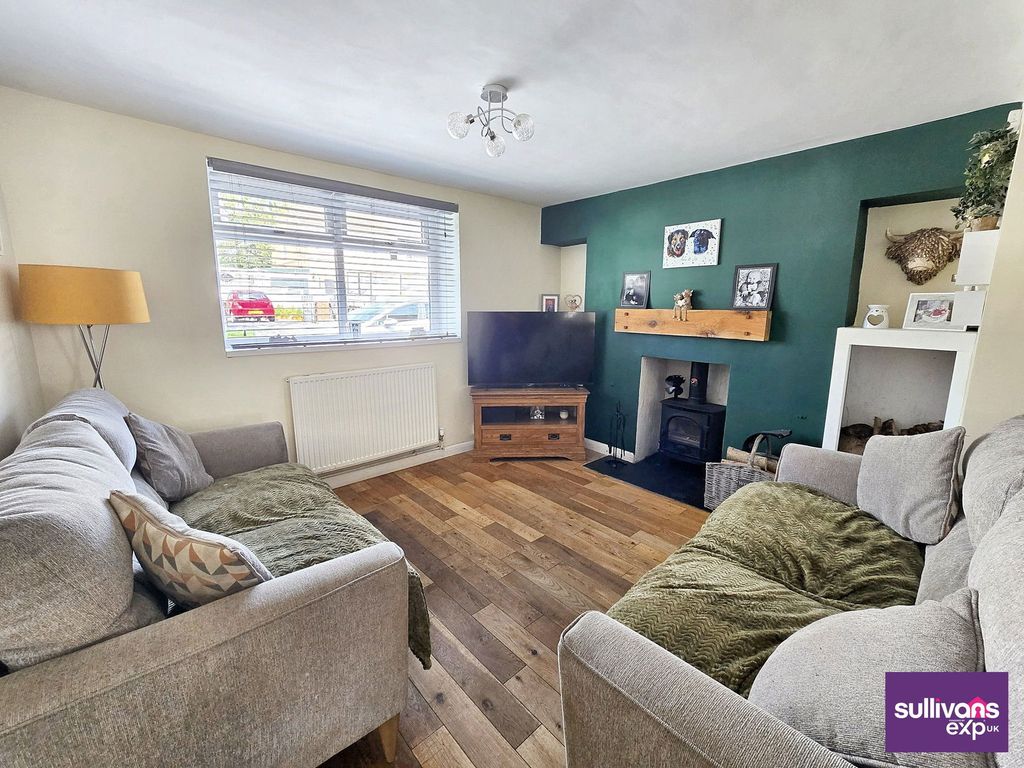 Property photo 3 of 19