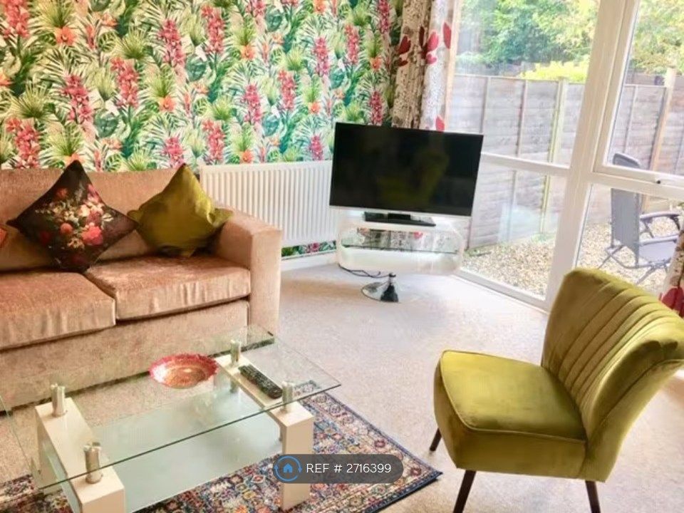 Property photo 2 of 22