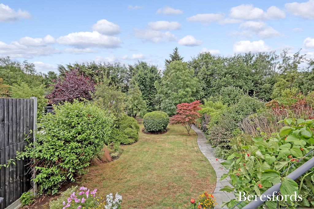 Property photo 2 of 40 Picture No. 31