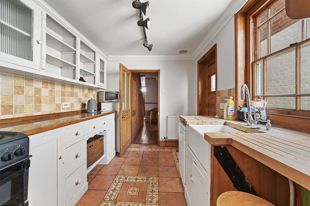 Property photo 2 of 13 Kitchen