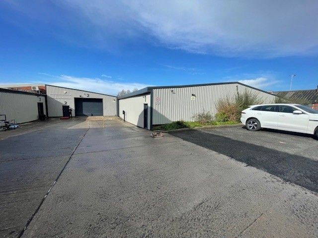 Property photo 1 of 10 Photo 5