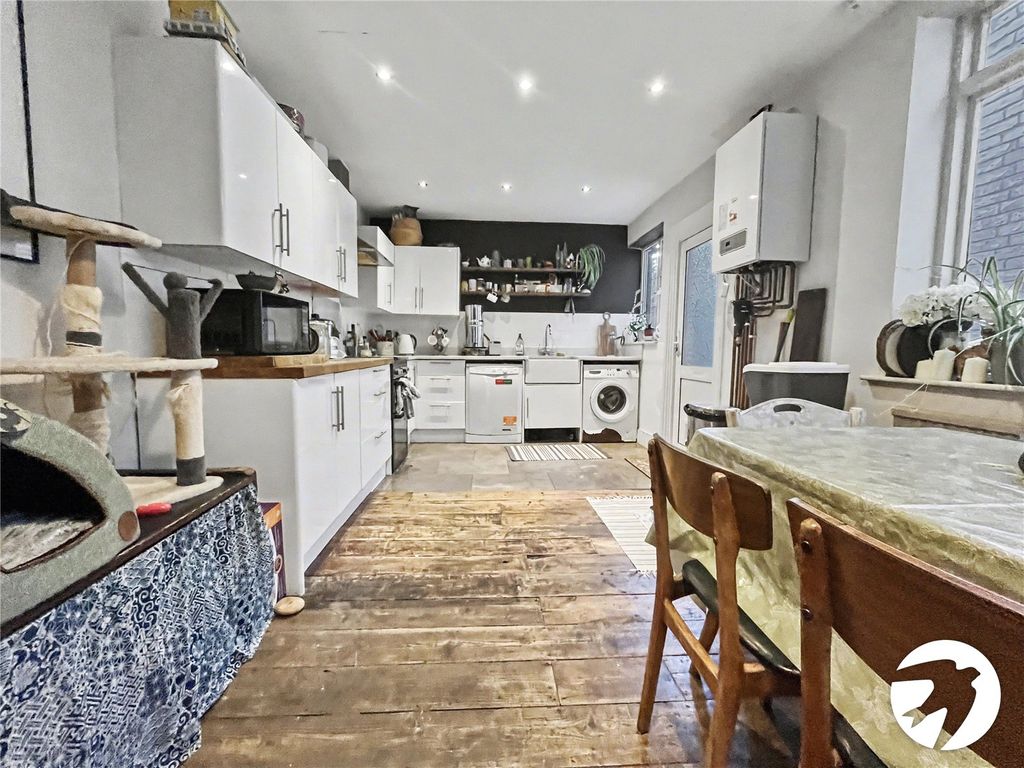 Property photo 2 of 13 Picture No. 58