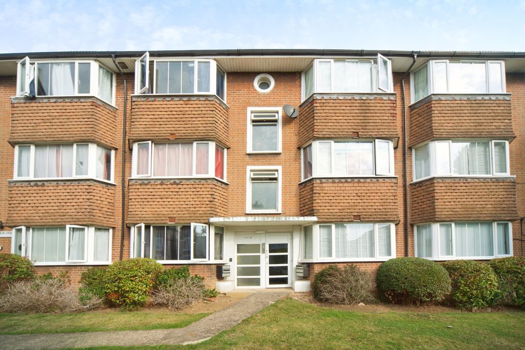 Property photo 1 of 17 Photography