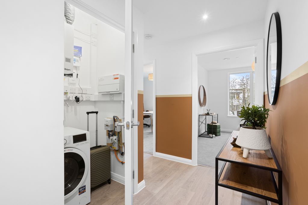 Property photo 3 of 7