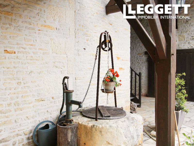 Property photo 3 of 10