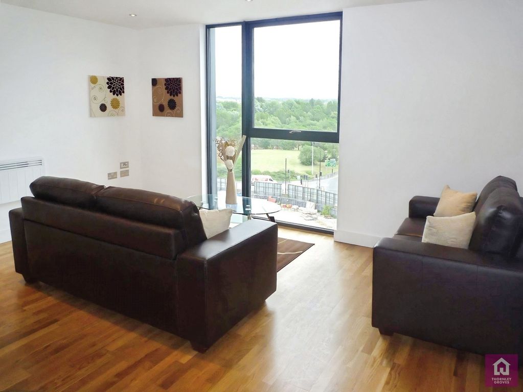 Property photo 1 of 11 Pbox-Img.Jpg