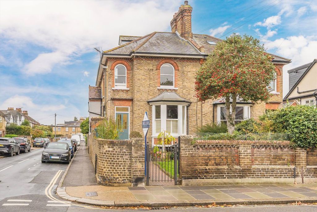 Property photo 1 of 5