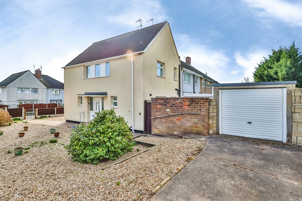 Property photo 1 of 16 Front