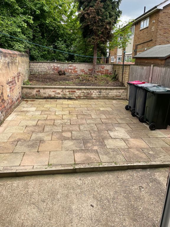 Property photo 3 of 12