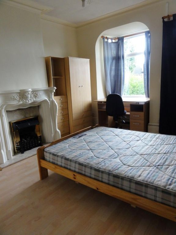 Property photo 2 of 9 Bgf_Bedroom2.Jpg