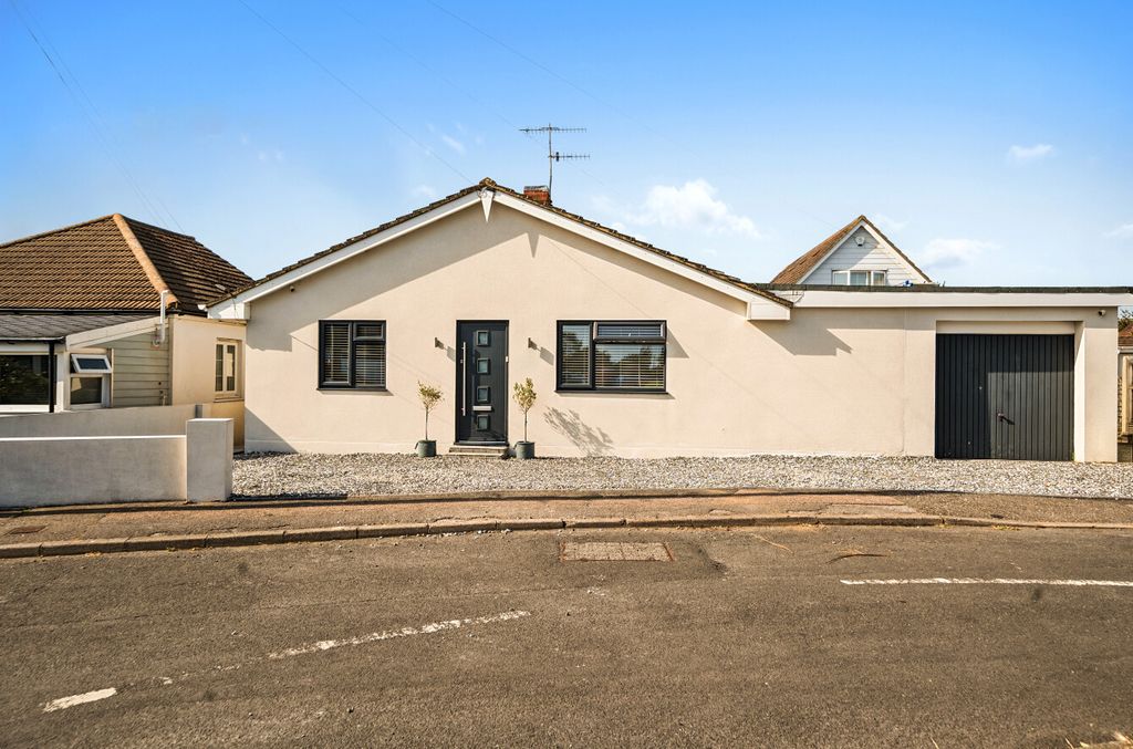 Property photo 1 of 17 1483305-1-6A3Ab67...