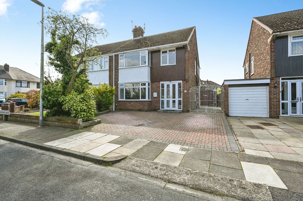 Property photo 1 of 25 Pbox-Img.Jpg