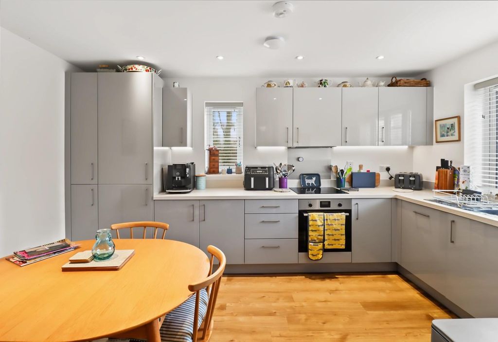 Property photo 3 of 16 4.Jpg