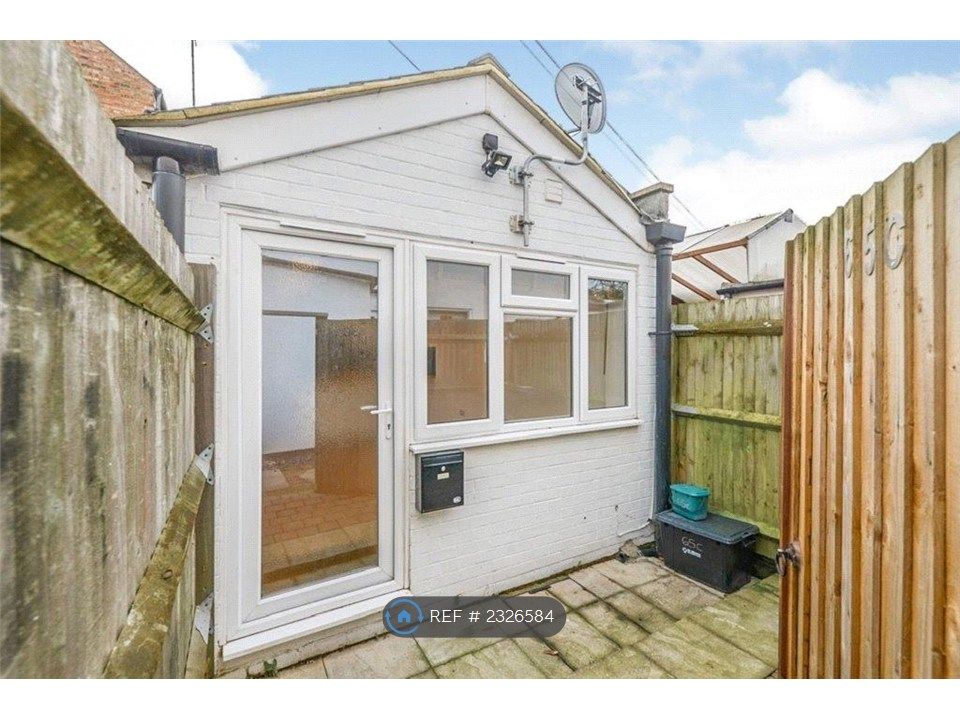 Property photo 1 of 14 Entrance Through Private Patio