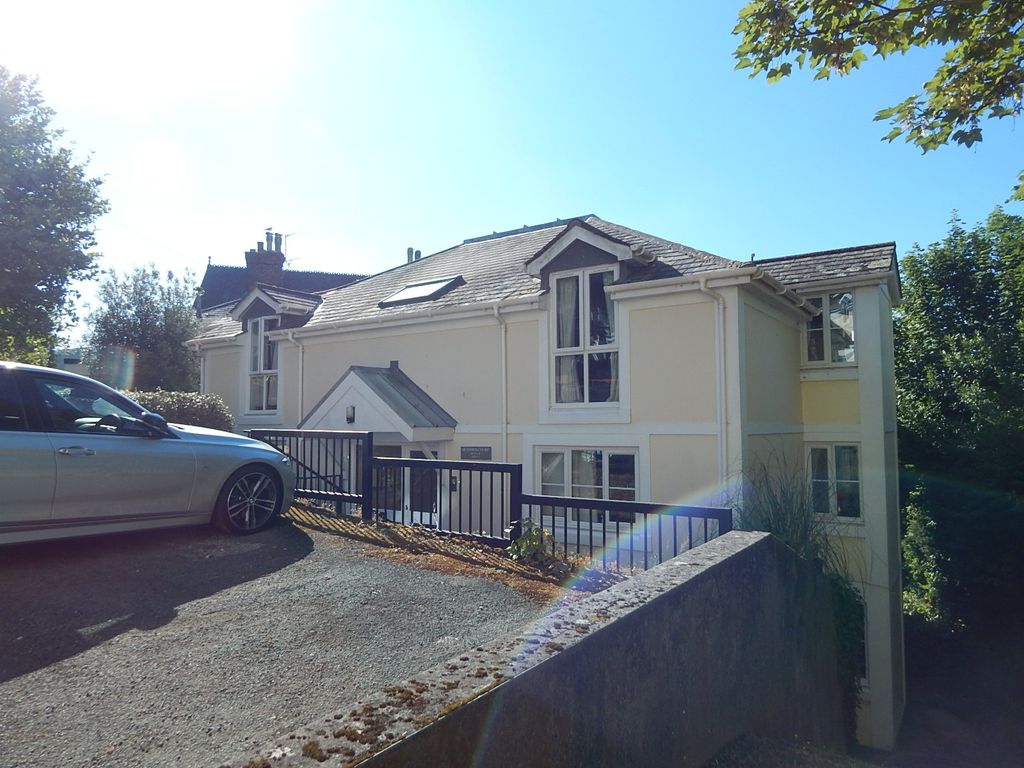 Property photo 1 of 11 Block