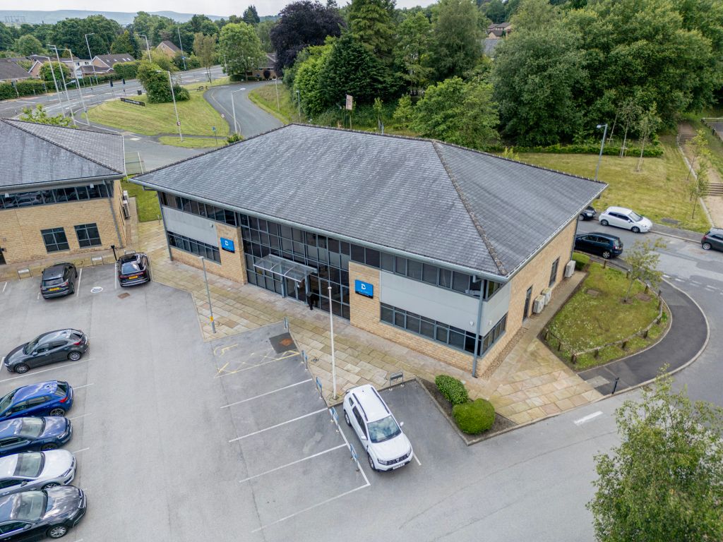 Property photo 2 of 18