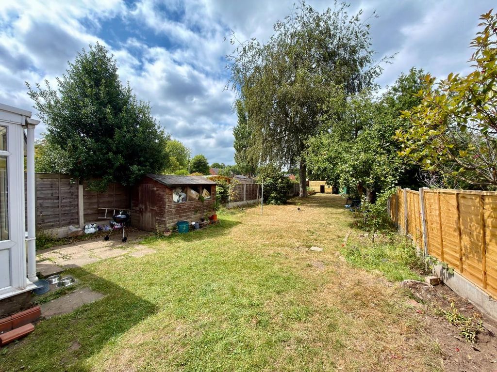 Property photo 3 of 35