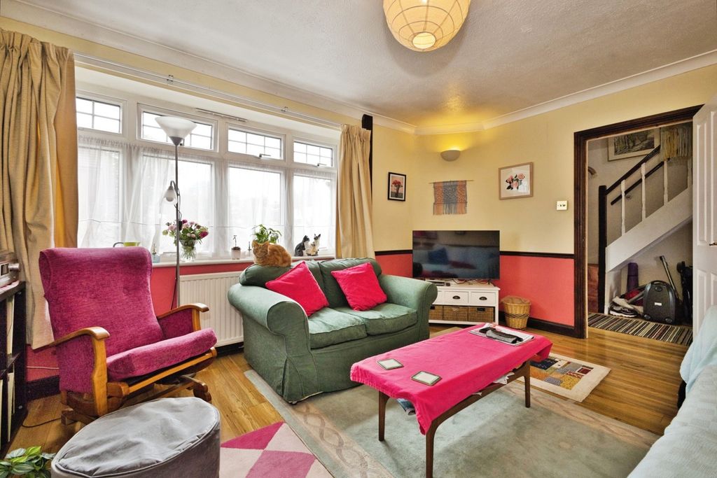 Property photo 2 of 20 Pbox-Img.Jpg