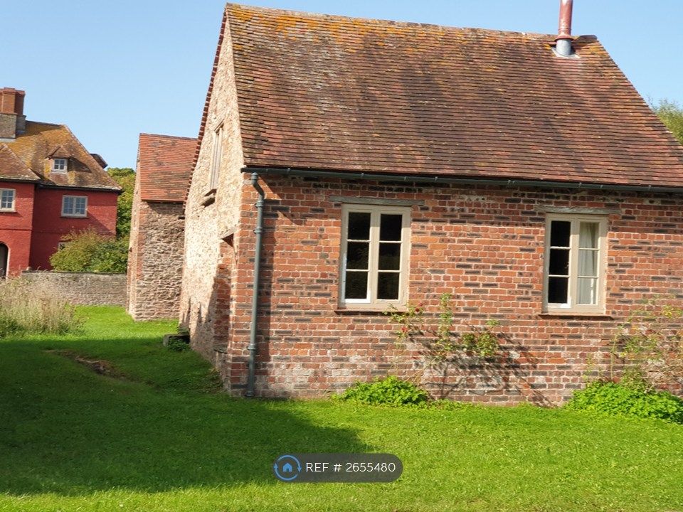 Property photo 2 of 16 The Lamb Shed Front
