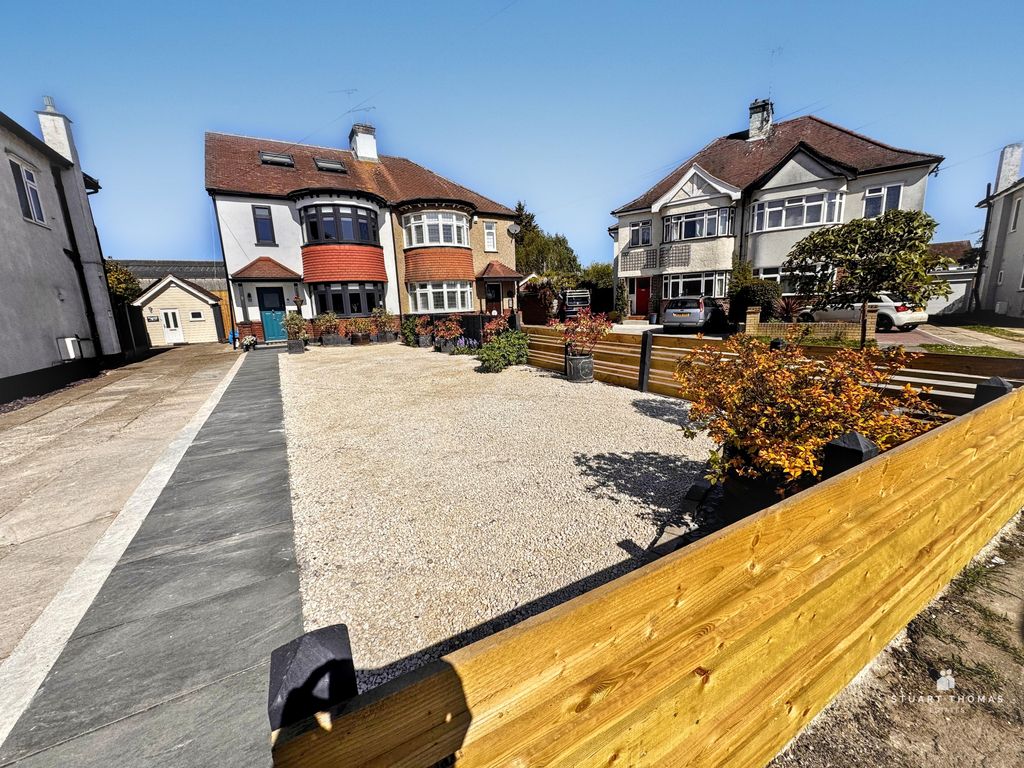 Property photo 3 of 16 Attractive Frontage With Ample Off Street Parking