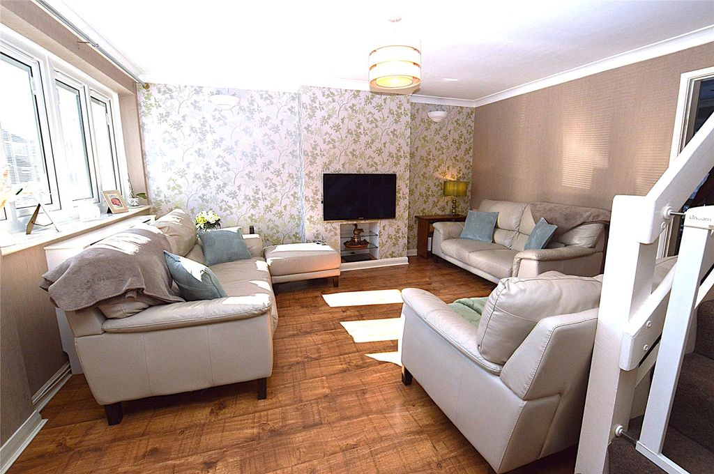 Property photo 2 of 20 Picture No. 02