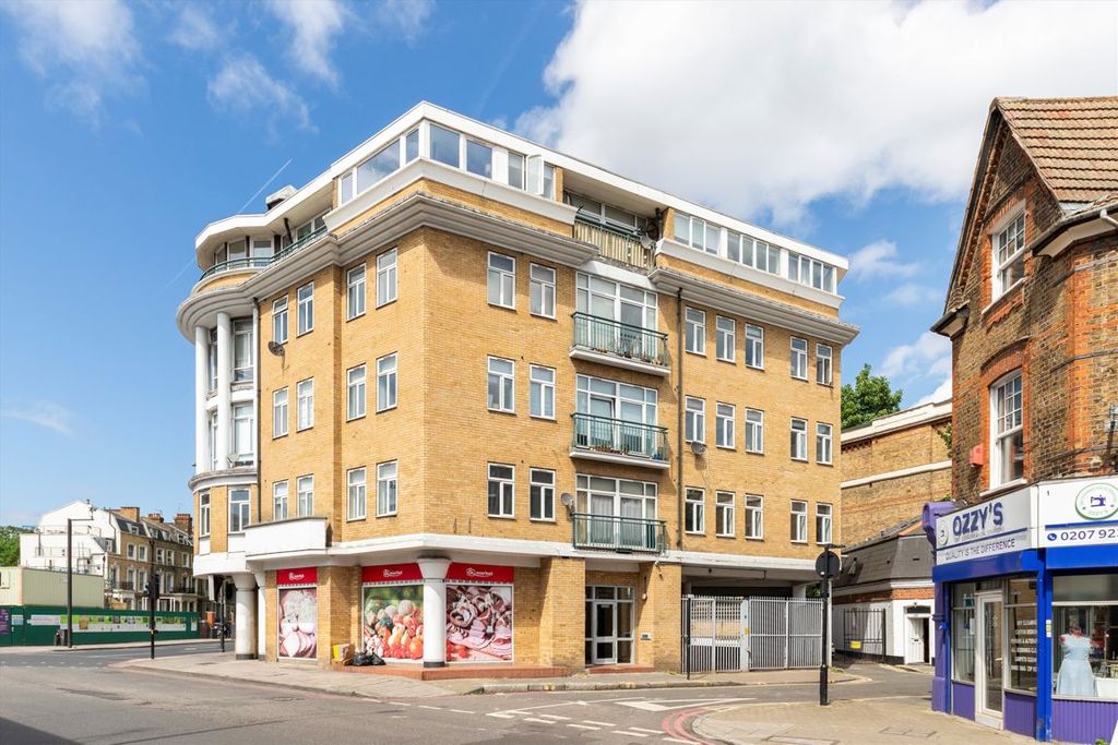 Property photo 1 of 5