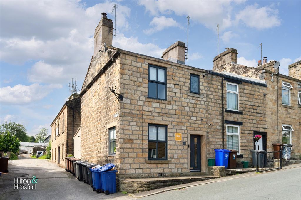 Property photo 1 of 12 Pasture Lane