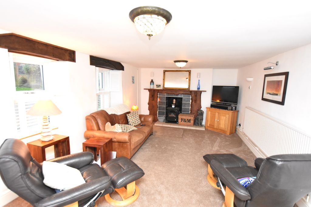 Property photo 3 of 29