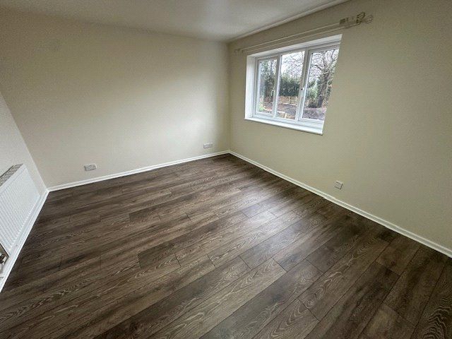 Property photo 3 of 6 Picture No. 01