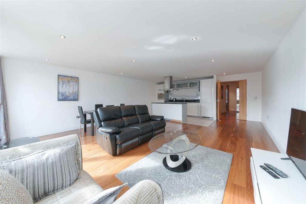 Property photo 1 of 16 Visage Apartments-6.Jpg