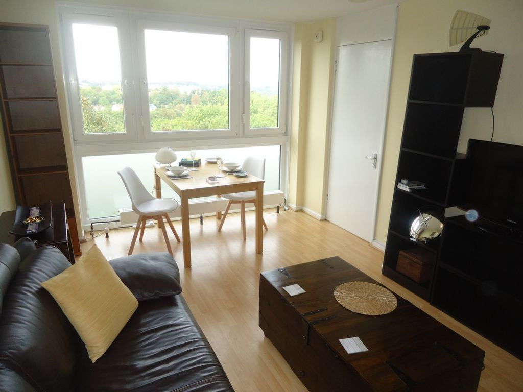 Property photo 1 of 6 Photo 3