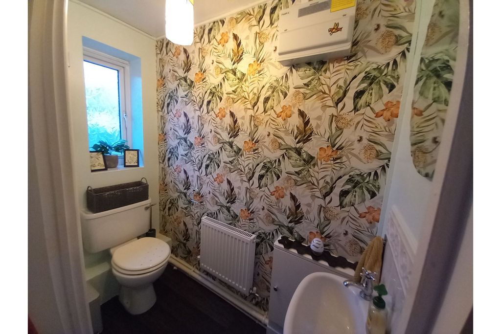 Property photo 3 of 19