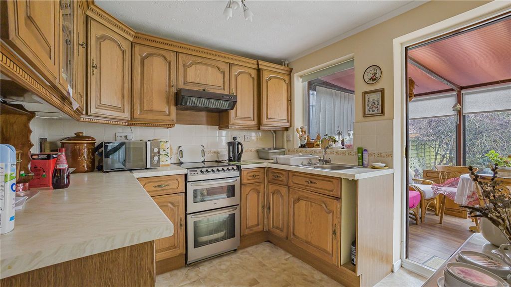 Property photo 3 of 17 Picture No. 05