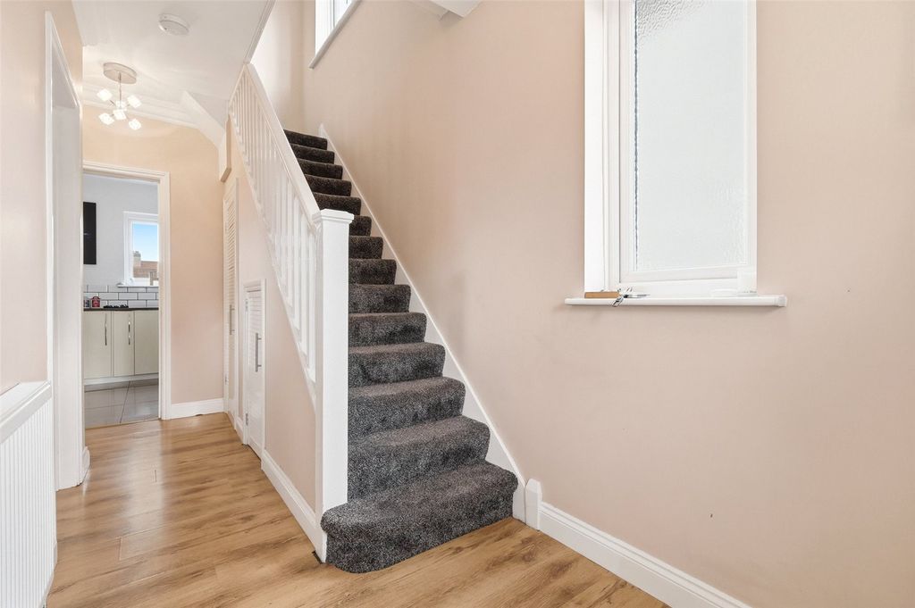 Property photo 3 of 19 Picture No. 80