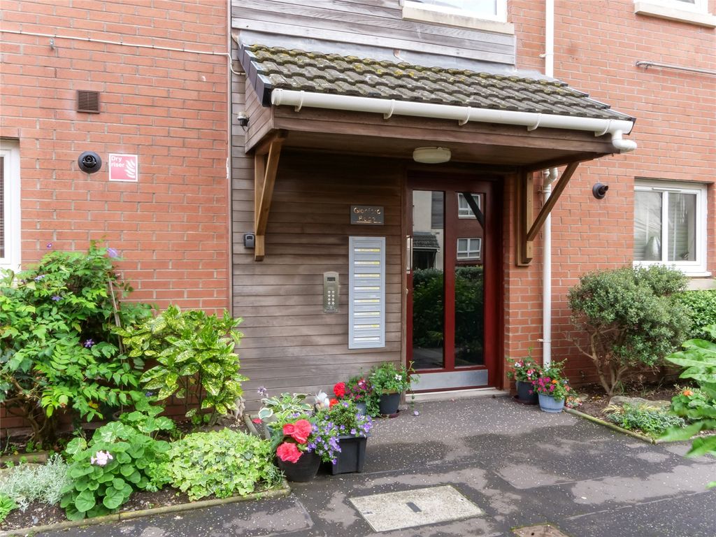 Property photo 2 of 19 Picture No. 02
