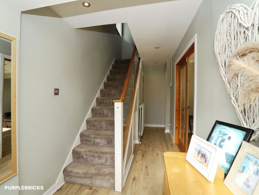Property photo 3 of 29