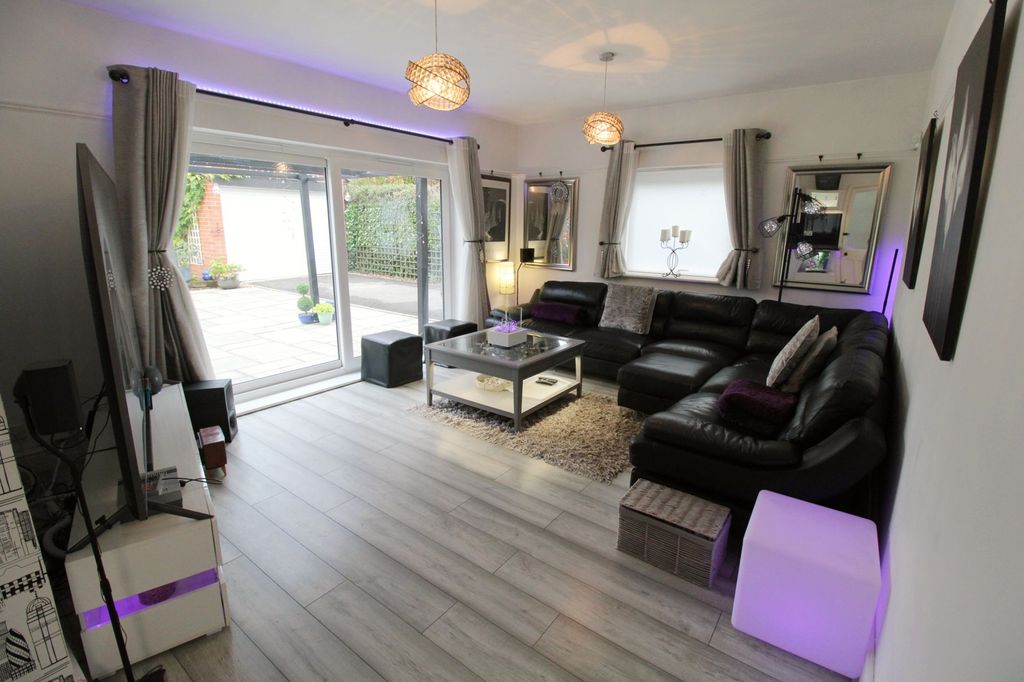 Property photo 3 of 35