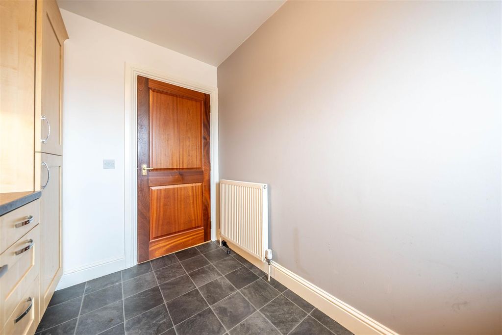 Additional image 11 of 2 bed flat for saleCroft Park, Perth PH2