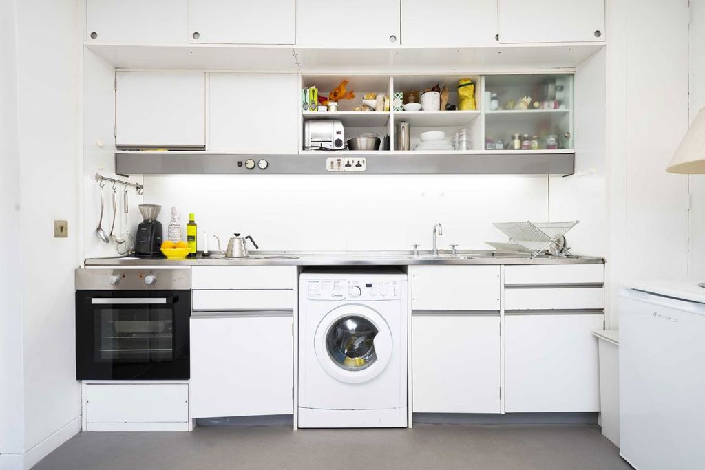 Property photo 3 of 9
