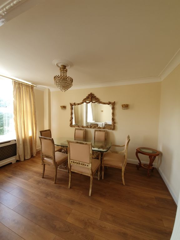 Property photo 3 of 25