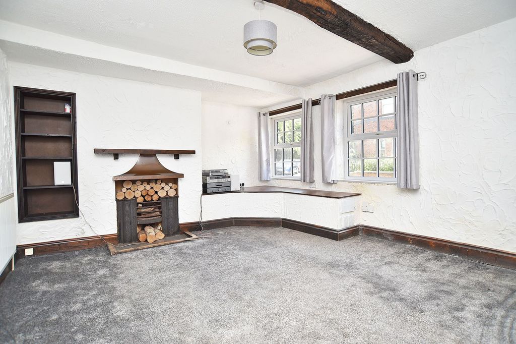 Property photo 3 of 13