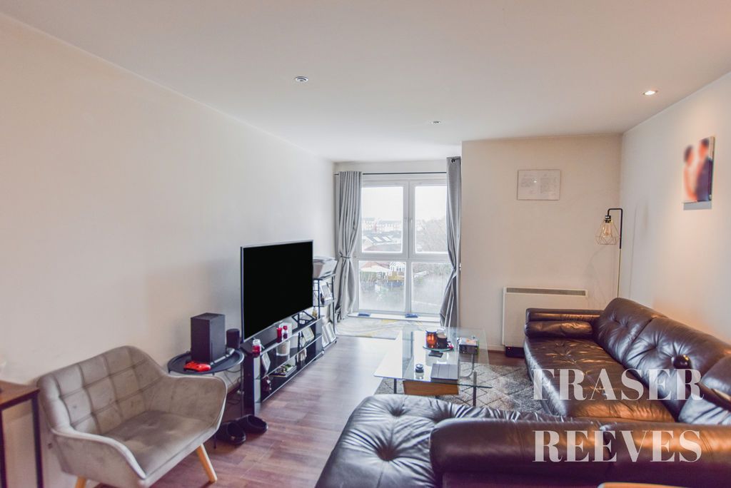 Property photo 1 of 8 Living Room