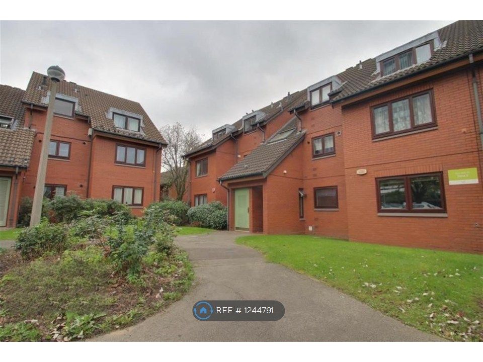 Property photo 2 of 11