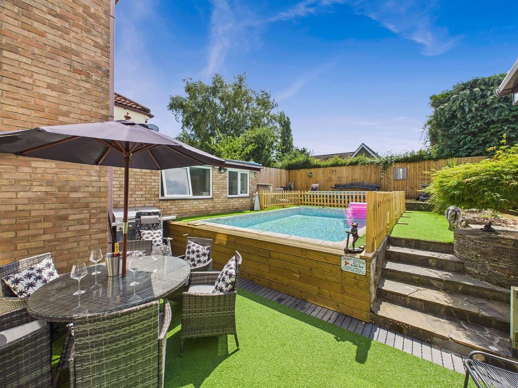 Property photo 2 of 26 Swimming Pool