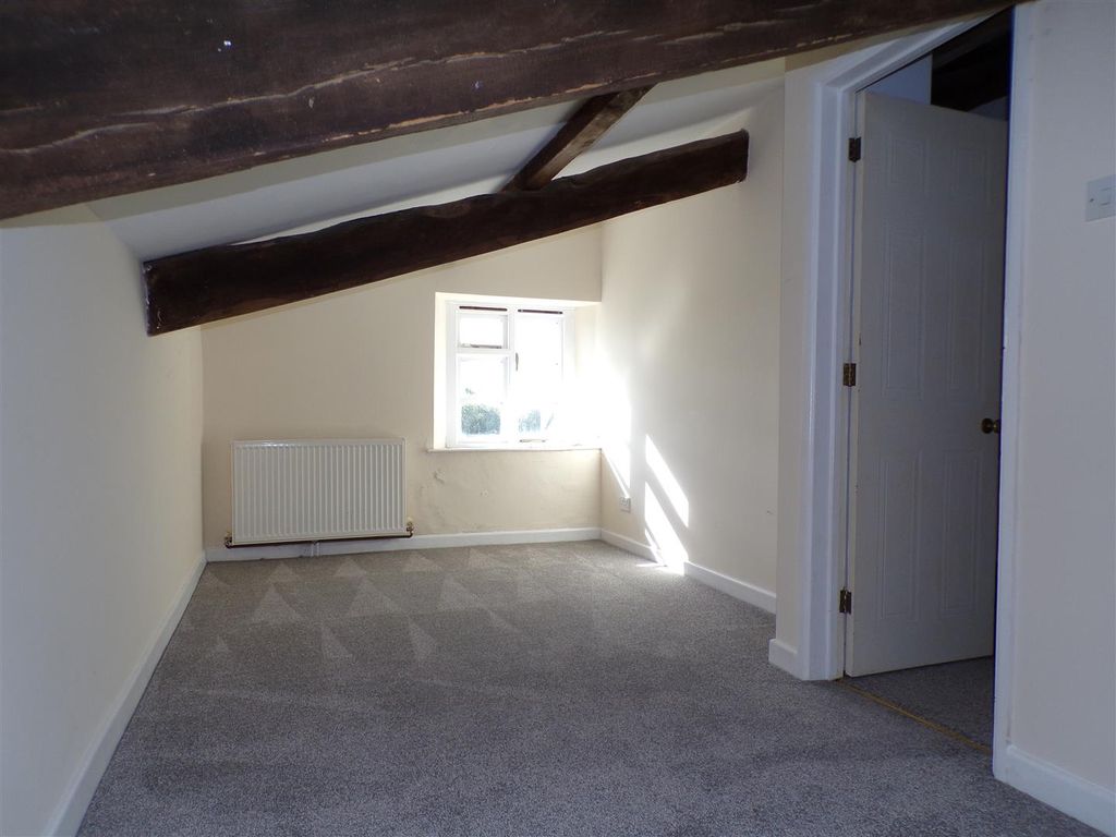 Property photo 3 of 10 Bedroom 2.Jpg