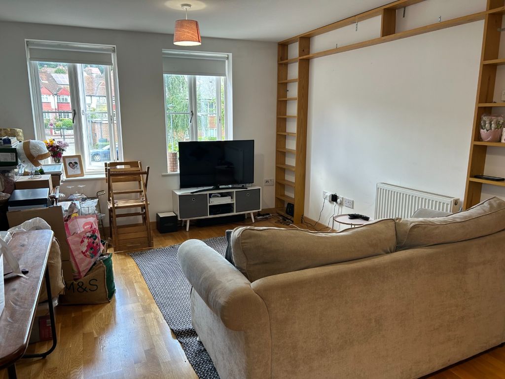 Property photo 3 of 7