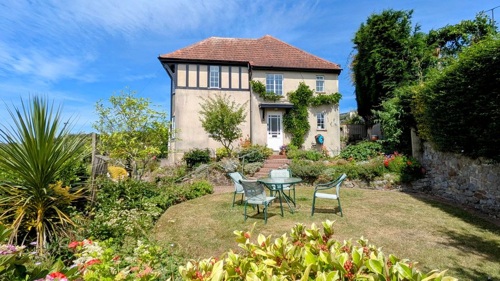 Property photo 1 of 27