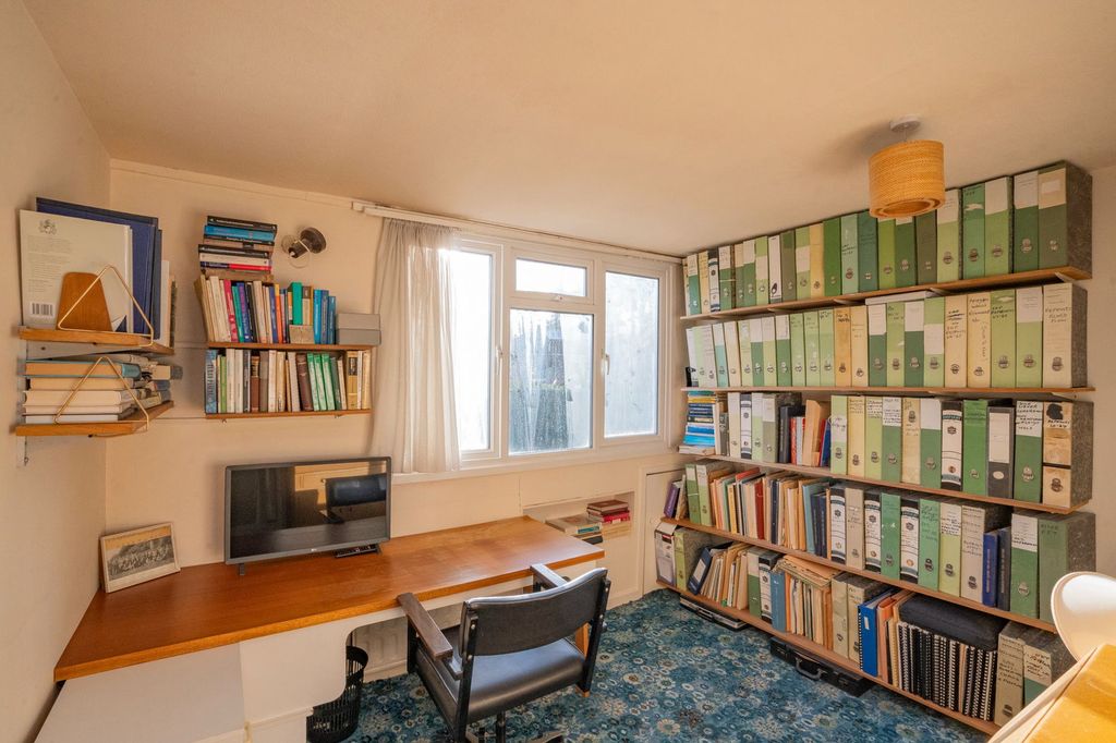 Additional image 12 of 5 bed detached house for saleBredon Grove, Malvern, Worcestershire WR14